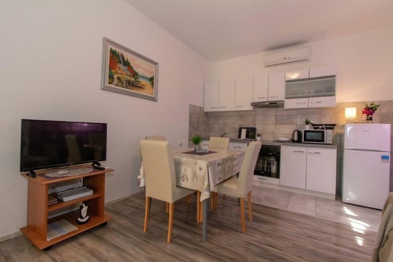 Apartman Borna 자다르 외부 사진